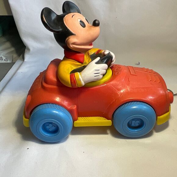 Kohner Walt Disney Productions Mickey Mouse in Car Pull Along - Picture 4 of 10